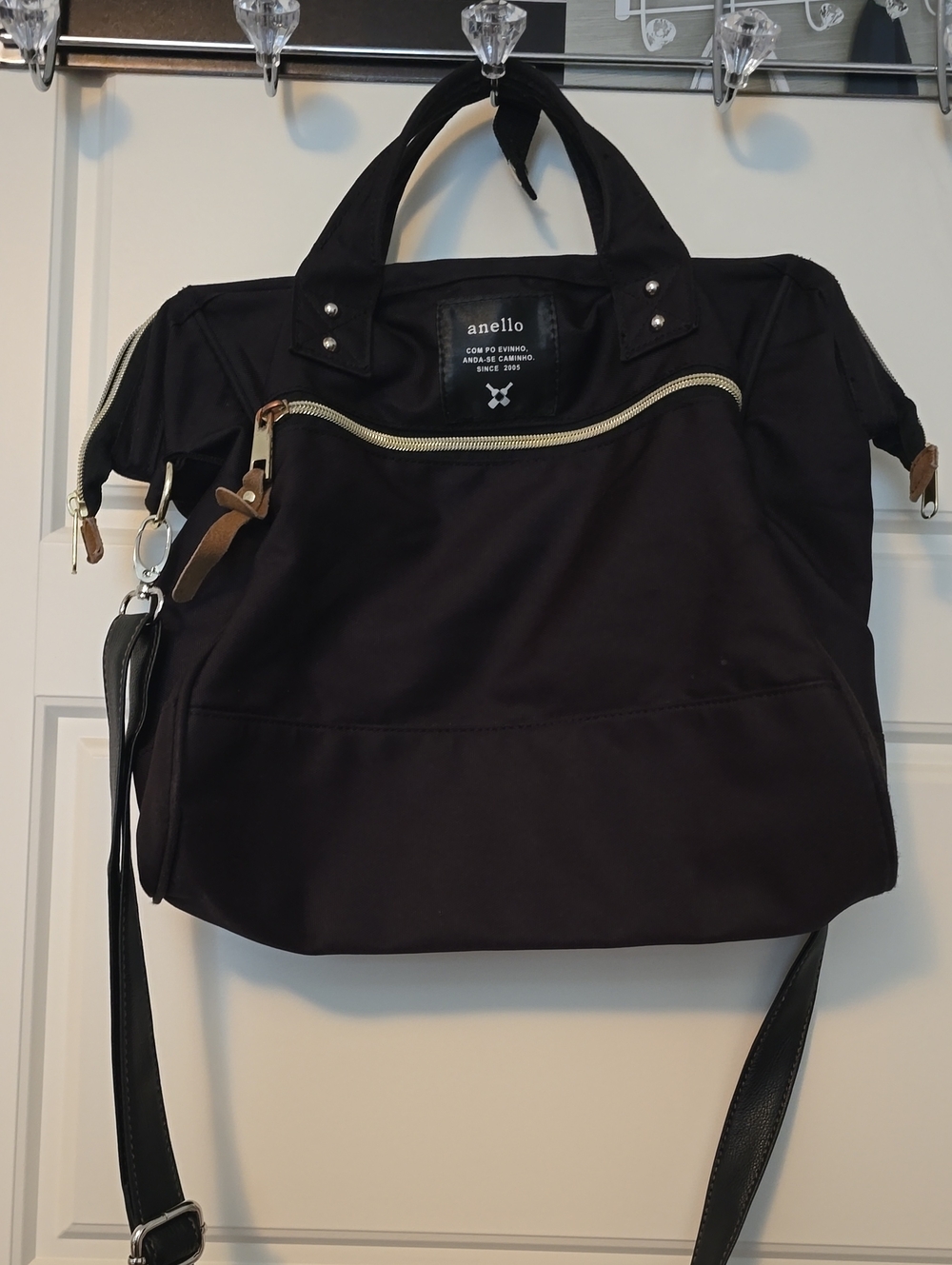 Anello Black Zipper Travel Bag
